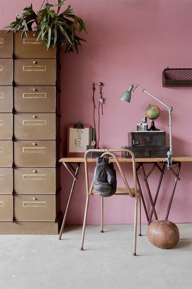 campaign photography Brut Amsterdam color blue wall hooks kitchen by Poppyonto